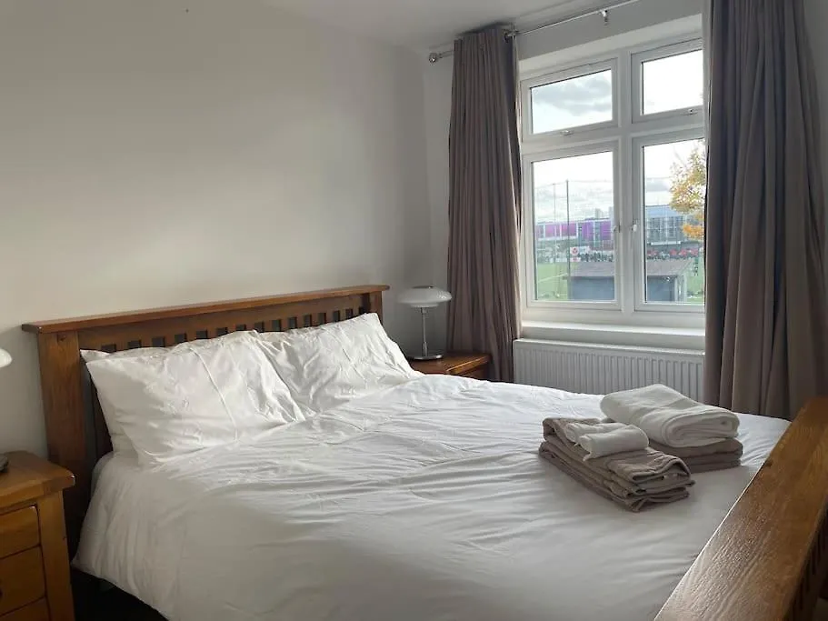 Family Friendly New Flat At London Gants Hill Station Near Ilford Apartamento Wanstead