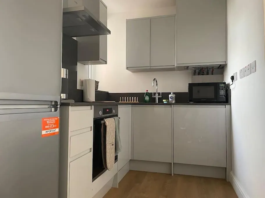 Family Friendly New Flat At London Gants Hill Station Near Ilford Apartamento Wanstead